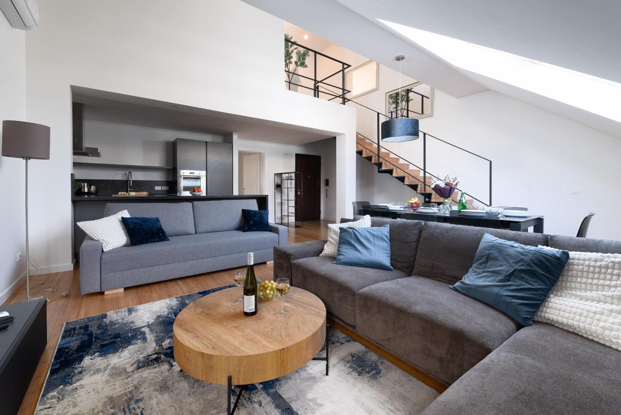 Two-Level Apart With A Terrace Near The Vltava River Prag Exterior foto