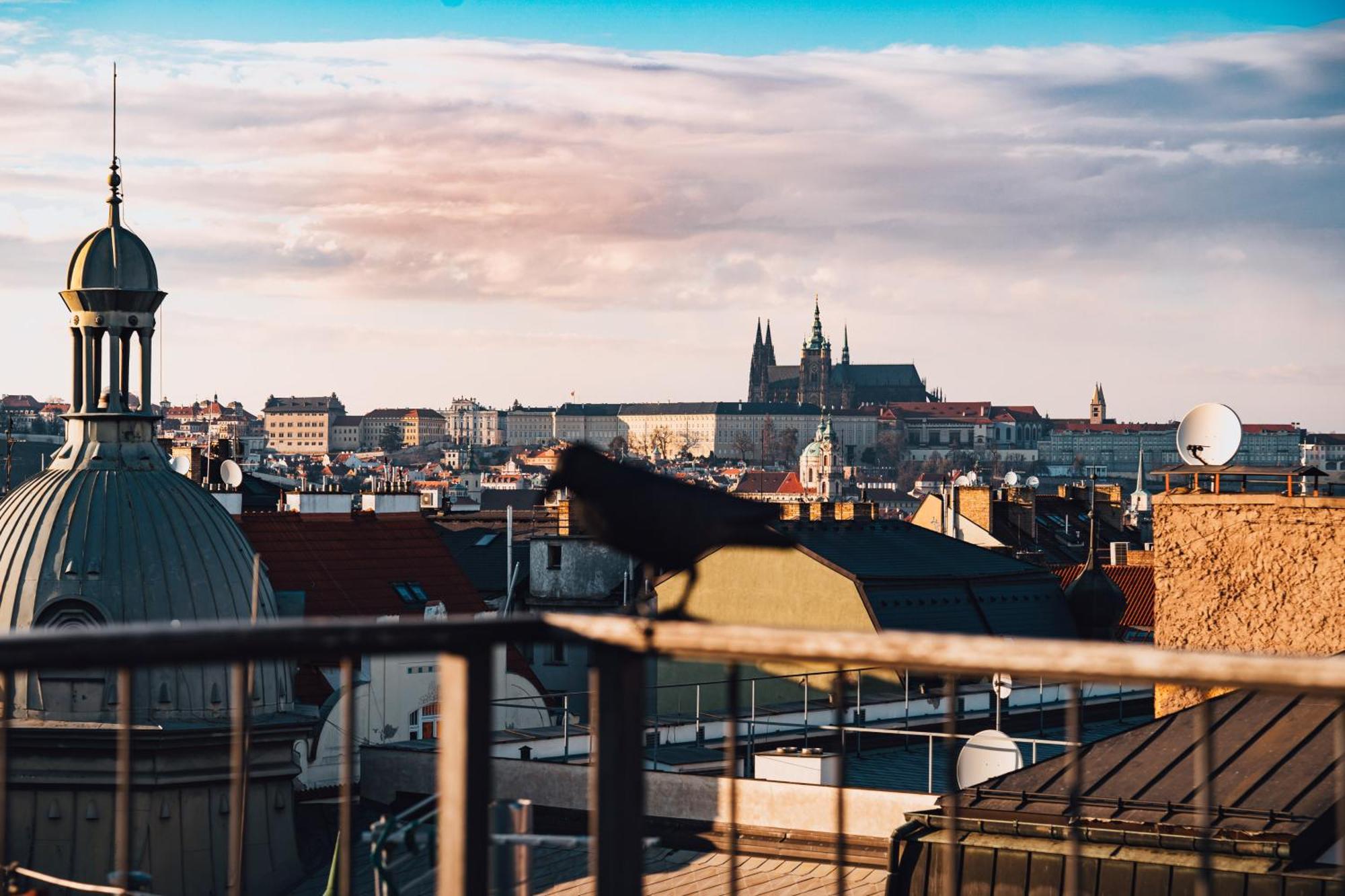 Two-Level Apart With A Terrace Near The Vltava River Prag Exterior foto