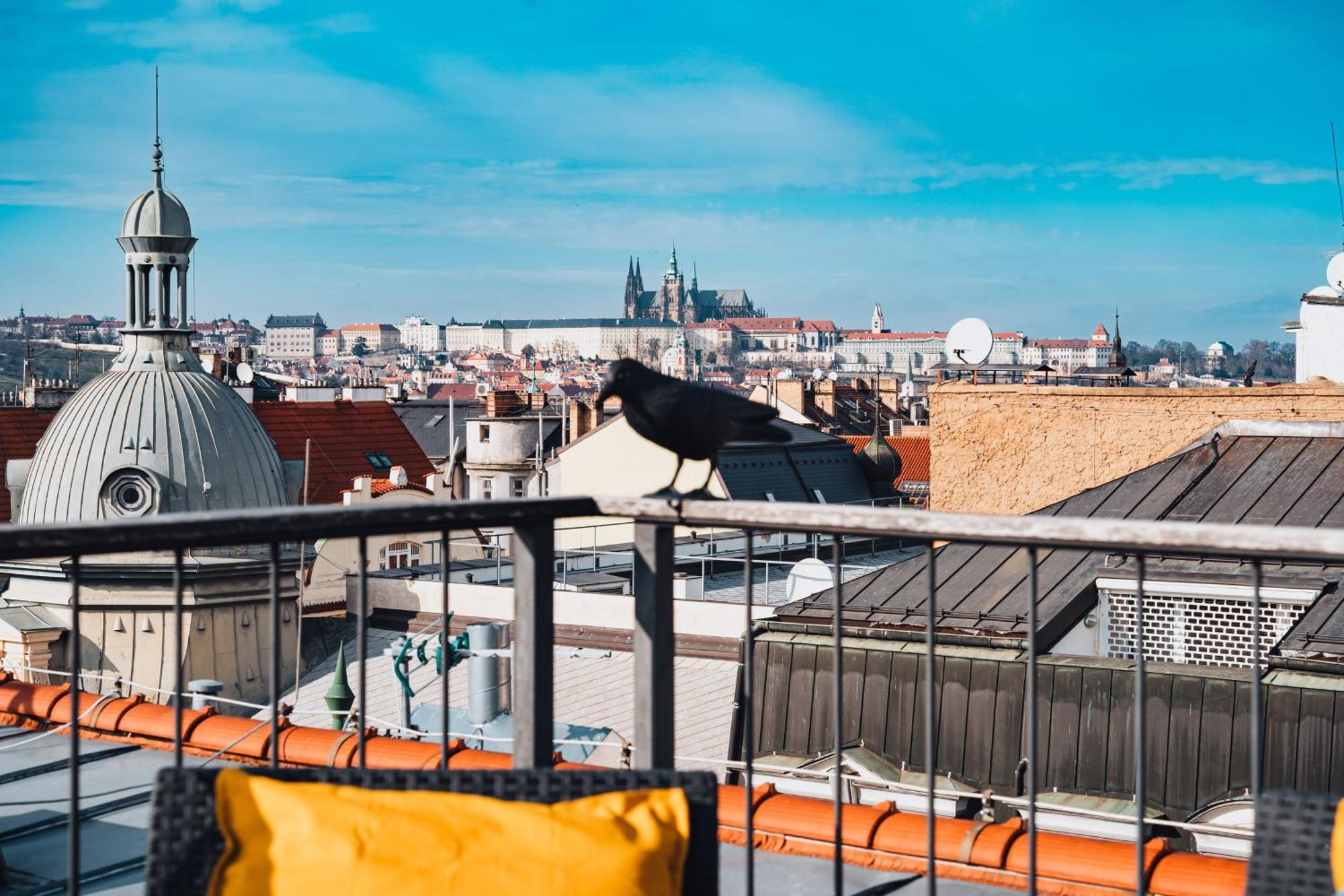 Two-Level Apart With A Terrace Near The Vltava River Prag Exterior foto